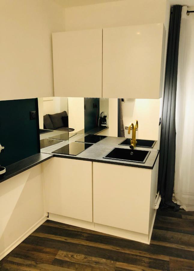 Room Appart Narbonne Luaran gambar